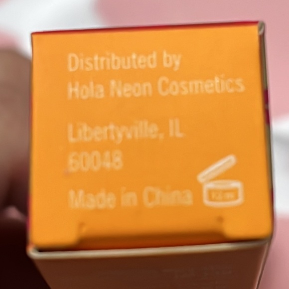 HOLA NEON  Velvet Liquid Lipstick  The Easy Sell 💄 NEW BNIB - Picture 8 of 10